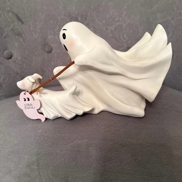 Goblin & Ghoul Ghost and Dog Figurine - Picture 2 of 5